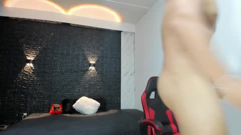  T A U R U S  online show from 03-08-26, 11:14