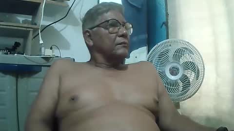 alvarito online show from 12-21-25, 01:40