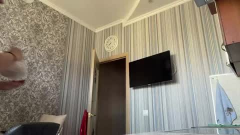 Riza online show from 05-27-26, 07:05
