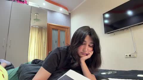 Riza online show from 07-09-26, 07:23