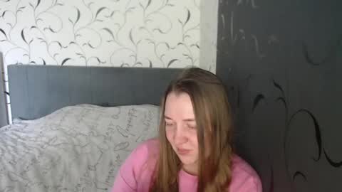 Snapshot of taxxxu chatting on 05-16-26, 06:21 Diana online show from 05-16-26, 06:21