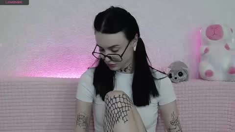 Snapshot of tayaavis chatting on 12-03-25, 07:12 Taya online show from 12-03-25, 07:12