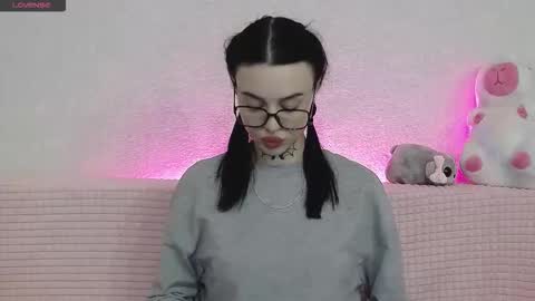 Snapshot of tayaavis chatting on 01-06-26, 06:44 Taya online show from 01-06-26, 06:44