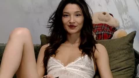 TayaKayan online show from 02-25-26, 10:47