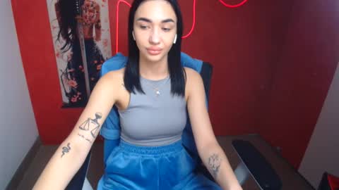 Snapshot of tayla_candy chatting on 11-03-25, 06:36 Tayla online show from 11-03-25, 06:36