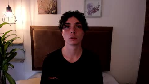 Snapshot of tayler_colins_1 chatting on 02-06-26, 07:39 online show from 02-06-26, 07:39