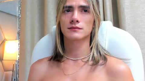 tayler_swift1 online show from 01-11-25, 12:40