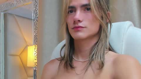 tayler_swift1 online show from 03-02-25, 03:59