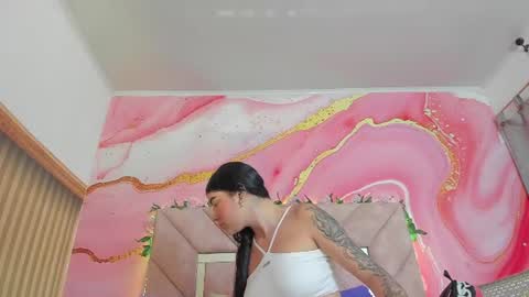 Snapshot of taylor__cooper_ chatting on 06-30-26, 06:31 Sarah online show from 06-30-26, 06:31