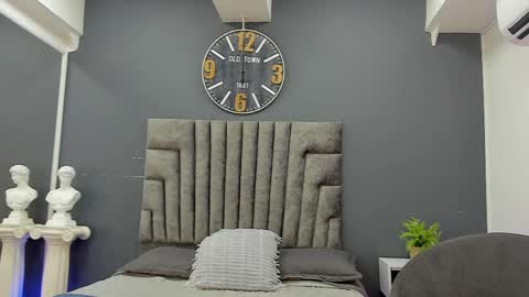 Taylor Harper online show from 04-26-26, 03:37