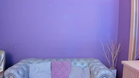 Snapshot of taylor_bennet chatting on 11-25-25, 11:32 Taylor Bennet online show from 11-25-25, 11:32