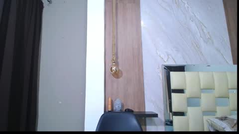 taylor_collins_2 online show from 09-17-25, 10:11