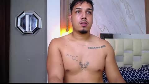 taylor_collins_2 online show from 10-12-25, 09:58