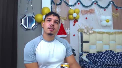 taylor_collins_2 online show from 11-18-25, 10:25