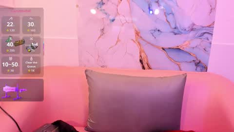 taylor_cupper_ online show from 11-19-25, 04:12