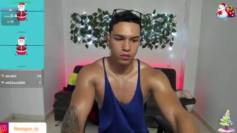 Snapshot of taylor_johnn chatting on 12-18-24, 05:10 Penagos zz online show from 12-18-24, 05:10