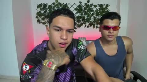 Snapshot of taylor_johnn chatting on 01-11-25, 03:09 Penagos zz online show from 01-11-25, 03:09