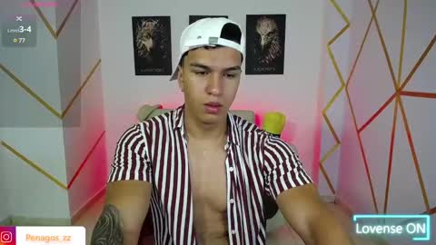 Snapshot of taylor_johnn chatting on 01-30-25, 08:10 Penagos zz online show from 01-30-25, 08:10