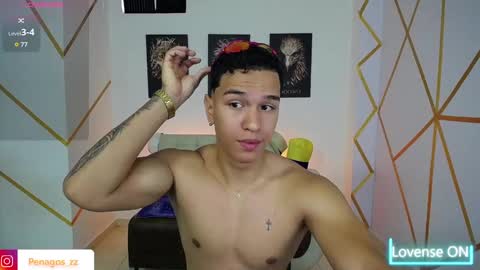 Snapshot of taylor_johnn chatting on 02-12-25, 04:22 Penagos zz online show from 02-12-25, 04:22