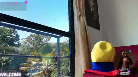 Snapshot of taylor_johnn chatting on 09-14-25, 02:05 Penagos zz online show from 09-14-25, 02:05