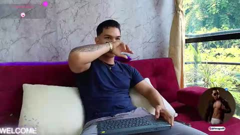 Snapshot of taylor_johnn chatting on 10-02-25, 02:02 Penagos zz online show from 10-02-25, 02:02