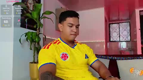 Penagos zz    online show from 06-23-26, 03:43