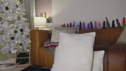 Taylor --  online show from 11-20-25, 11:21