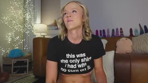 Taylor --  online show from 06-04-26, 10:10