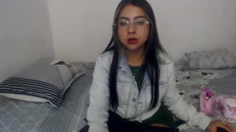 Snapshot of taylor_sensual chatting on 06-30-26, 04:46 taylor_sensual online show from 06-30-26, 04:46