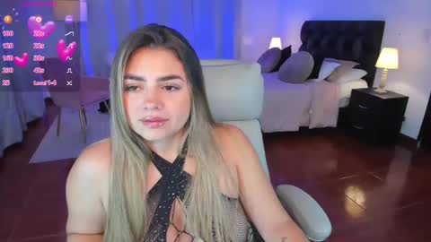 Taylor online show from 04-08-26, 02:33