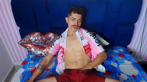 taylor stele online show from 06-02-26, 08:22