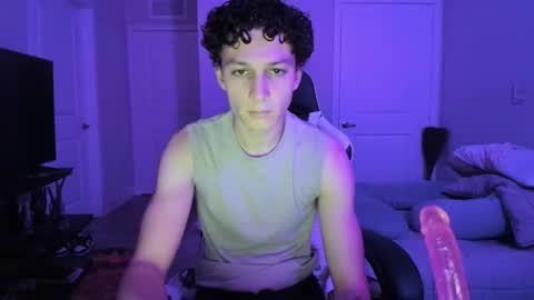 Snapshot of taylorcamz chatting on 02-11-26, 11:54 taylorcamz online show from 02-11-26, 11:54