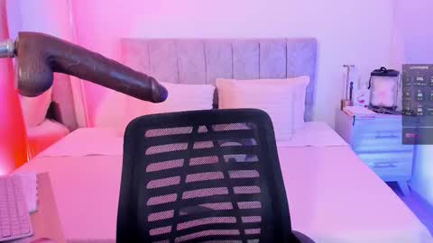 Taylor online show from 02-05-26, 08:57