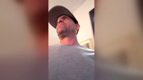 Snapshot of taylors2822 chatting on 01-13-26, 06:57 taylors2822 online show from 01-13-26, 06:57