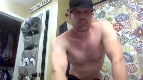 Snapshot of taylors2822 chatting on 02-05-26, 07:29 taylors2822 online show from 02-05-26, 07:29