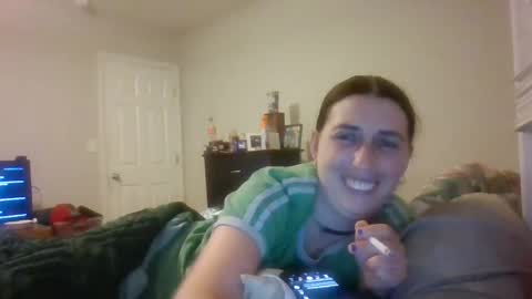 Snapshot of taylorslay chatting on 06-25-26, 12:54 taylorslay online show from 06-25-26, 12:54