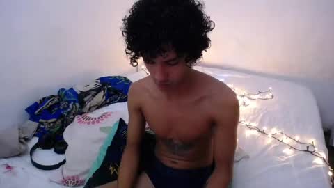 Snapshot of tayronx33 chatting on 12-29-24, 03:57 Tayron online show from 12-29-24, 03:57