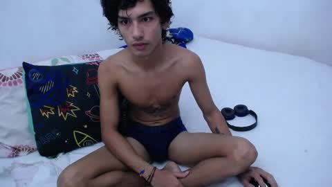 Snapshot of tayronx33 chatting on 12-29-24, 11:08 Tayron online show from 12-29-24, 11:08