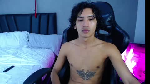 Snapshot of tayronx33 chatting on 05-01-26, 06:01 Tayron online show from 05-01-26, 06:01
