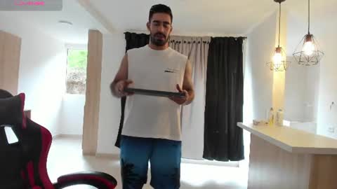 Snapshot of tbastian chatting on 07-19-26, 10:57 BASTIAN online show from 07-19-26, 10:57