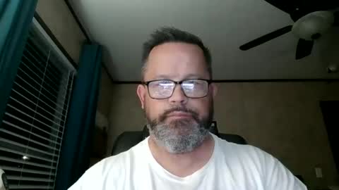 Snapshot of tdhawk87 chatting on 03-09-26, 09:35 tdhawk87 online show from 03-09-26, 09:35