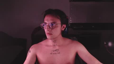 Snapshot of te0__0 chatting on 03-12-25, 03:02 Teo independent model online show from 03-12-25, 03:02