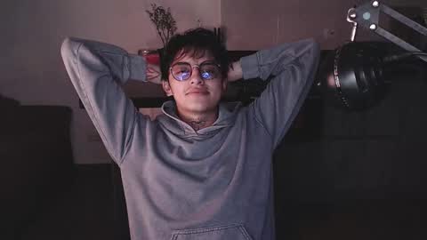 Snapshot of te0__0 chatting on 02-04-26, 03:45 Teo independent model online show from 02-04-26, 03:45