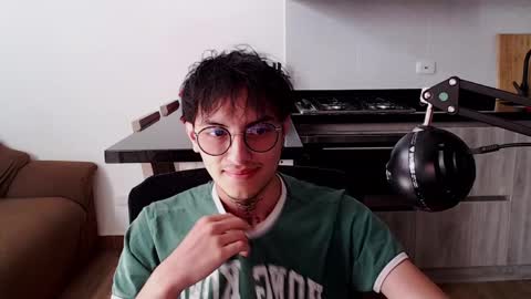 Snapshot of te0__0 chatting on 04-09-26, 01:49 Teo independent model online show from 04-09-26, 01:49