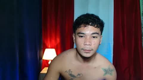 teahyun_yeongsu online show from 11-14-25, 09:52