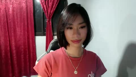 Snapshot of teamo_kiara chatting on 06-21-26, 10:51 your future wife online show from 06-21-26, 10:51