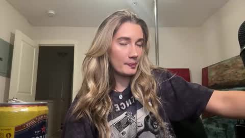 Katy online show from 10-17-25, 02:48