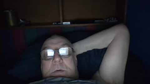 Snapshot of tebb61 chatting on 10-07-25, 06:21 Mark online show from 10-07-25, 06:21