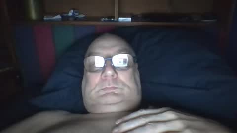 Snapshot of tebb61 chatting on 10-16-25, 07:09 Mark online show from 10-16-25, 07:09