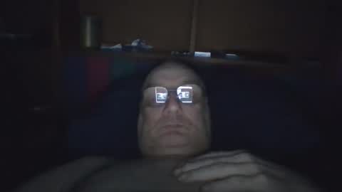 Snapshot of tebb61 chatting on 10-17-25, 07:22 Mark online show from 10-17-25, 07:22